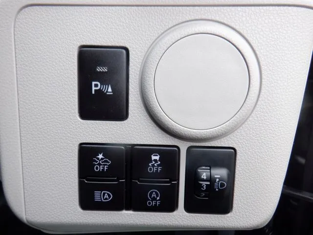 ミラ イース(ダイハツ)の車両写真