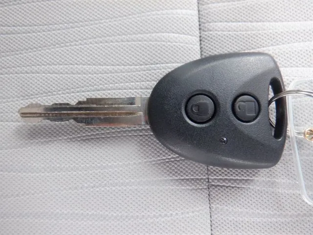 ミラ イース(ダイハツ)の車両写真