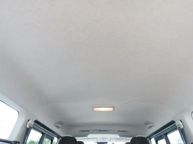 トヨタ　ハイエースバン　２ＷＤ