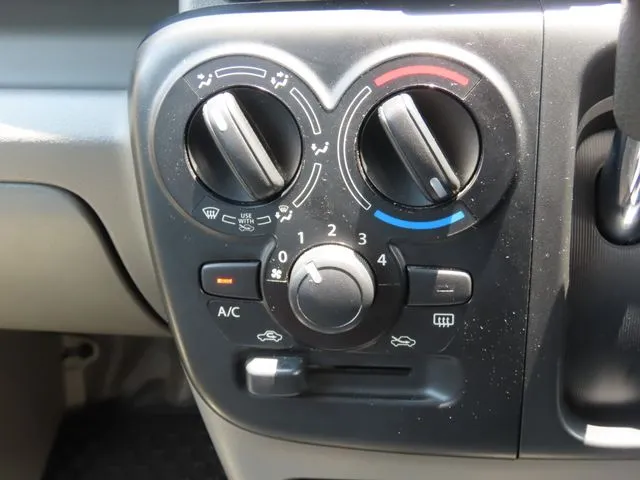 エブリイバン(スズキ)の車両写真
