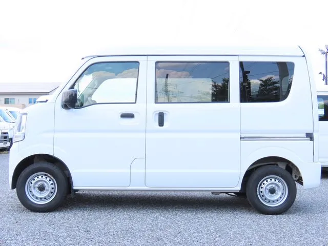 エブリイバン(スズキ)の車両写真