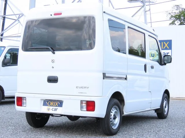 エブリイバン(スズキ)の車両写真