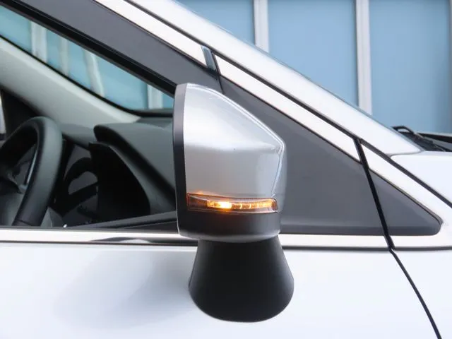 ミツビシ　エクリプス　クロス　ＰＨＥＶ