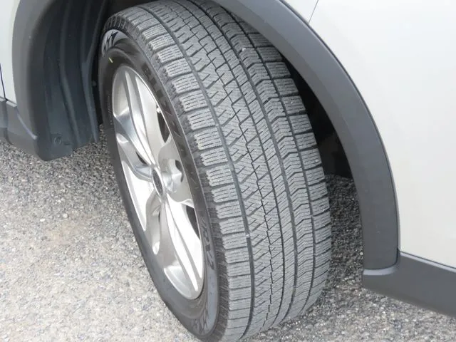 ミツビシ　エクリプス　クロス　ＰＨＥＶ