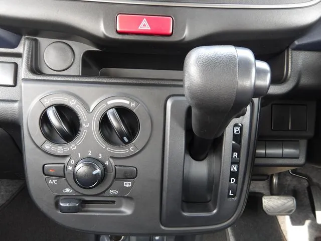 アルト(スズキ)の車両写真