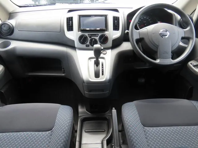 NV200バネットワゴン(ニッサン)の車両写真