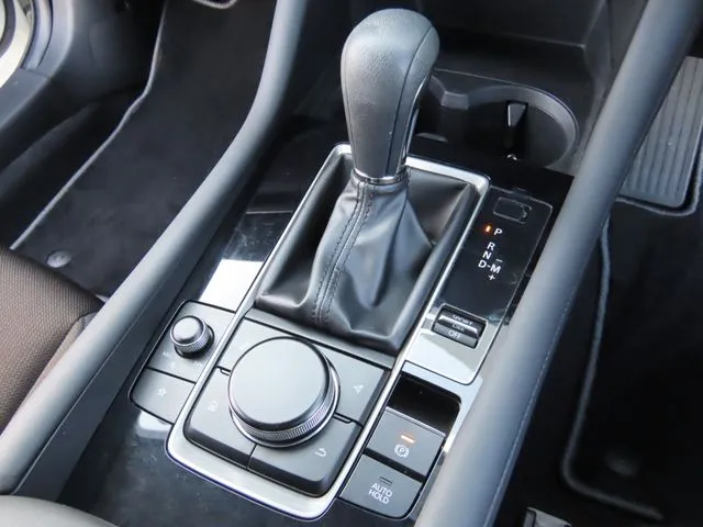 MAZDA3 セダン(マツダ)の車両写真