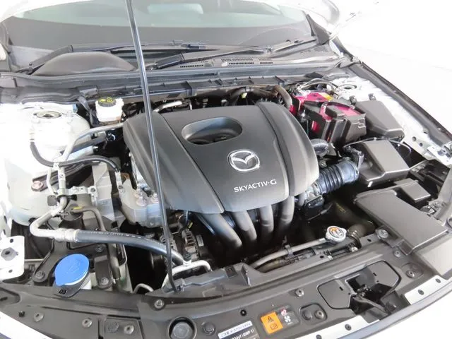 MAZDA3 セダン(マツダ)の車両写真
