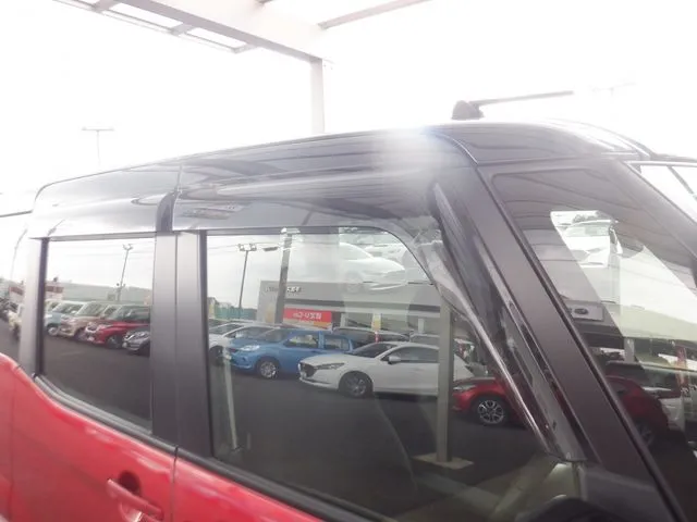 デイズ　ルークス（ニッサン）の車両写真