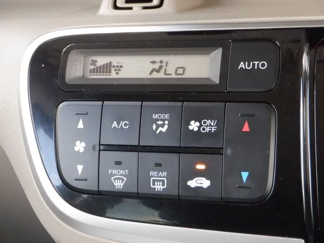 Ｎ　ＢＯＸ　スラッシュ（ホンダ）の車両写真