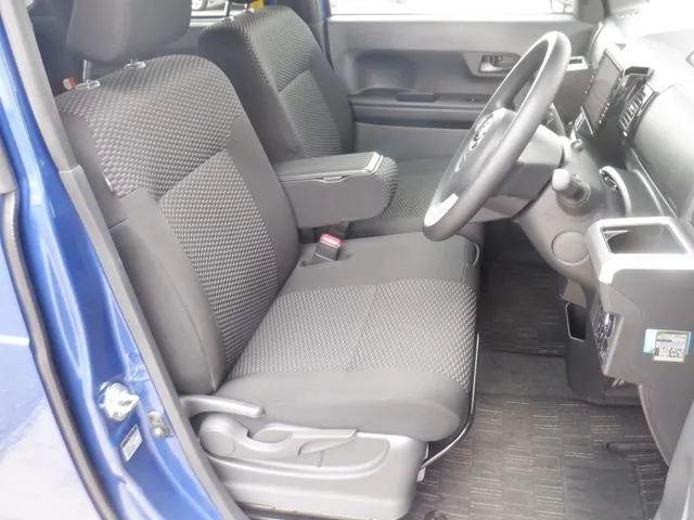 ウェイク（ダイハツ）の車両写真