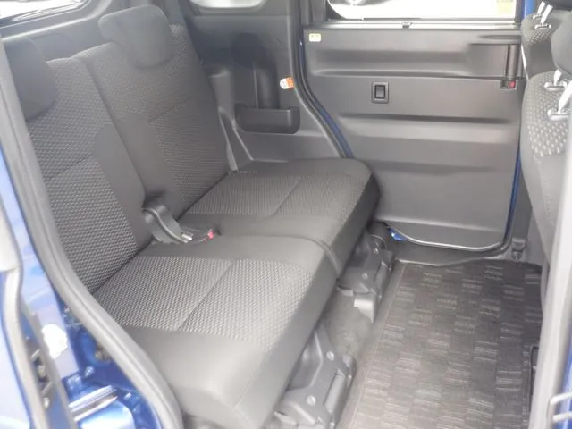 ウェイク（ダイハツ）の車両写真