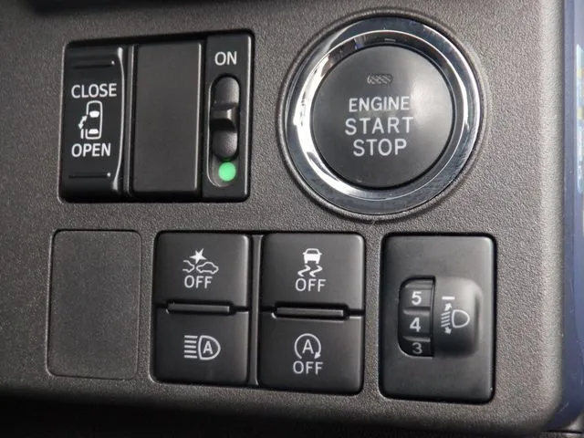ウェイク（ダイハツ）の車両写真