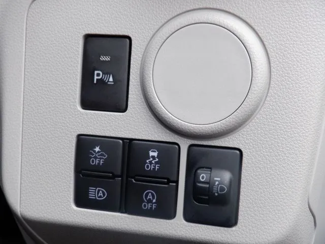 ミラ イース(ダイハツ)の車両写真