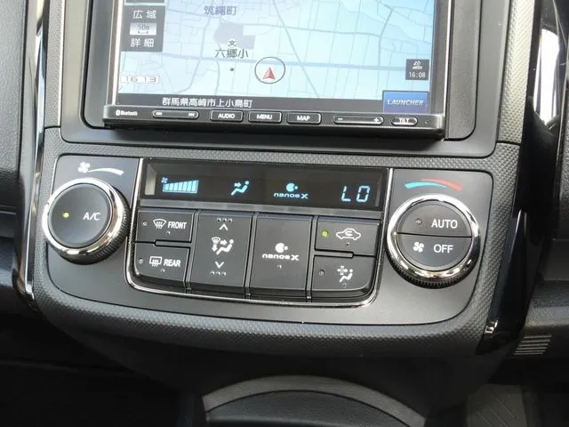 カローラアクシオ ハイブリッド(トヨタ)の車両写真