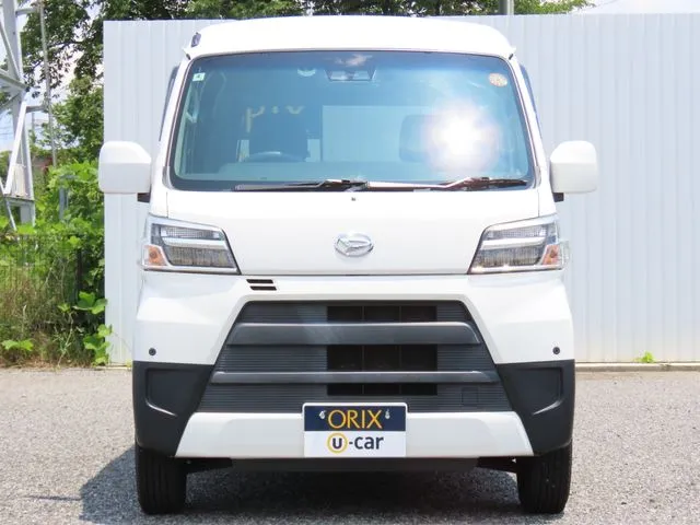 ハイゼットカーゴ 4WD(ダイハツ)の車両写真