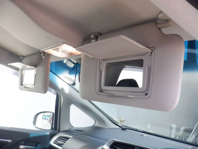 フィット ハイブリッド(ホンダ)の車両写真