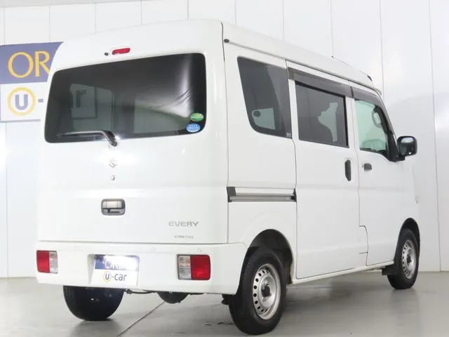 エブリイバン(スズキ)の車両写真