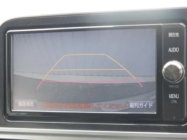 シエンタ ハイブリッド(トヨタ)の車両写真