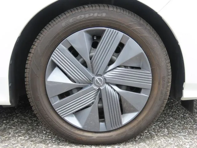 ノート(ニッサン)の車両写真