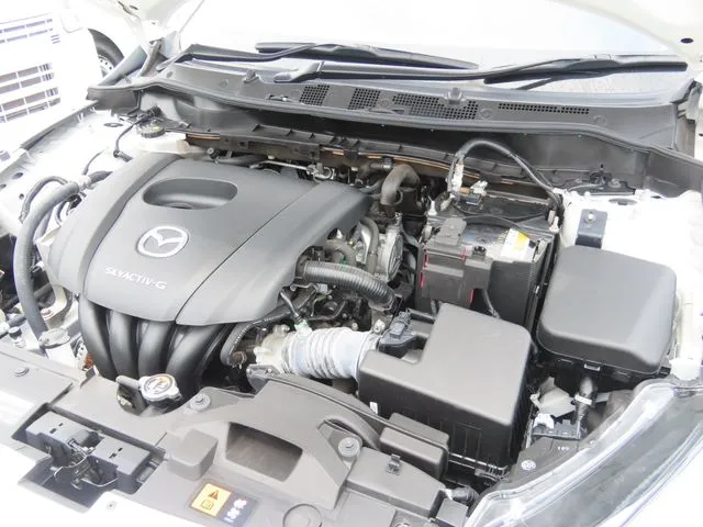 MAZDA2(マツダ)の車両写真