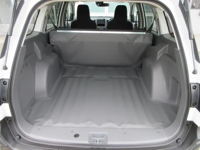 ニッサン　ＡＤ　４ＷＤ