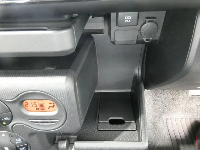 プロボックスバン ハイブリッド(トヨタ)の車両写真