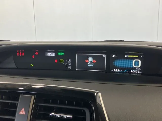 プリウス(トヨタ)の車両写真