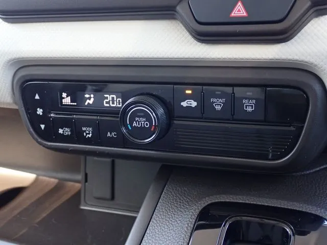 Ｎ　ＢＯＸ（ホンダ）の車両写真