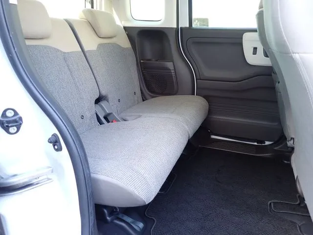 Ｎ　ＢＯＸ（ホンダ）の車両写真