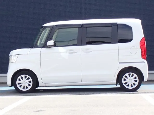 Ｎ　ＢＯＸ（ホンダ）の車両写真