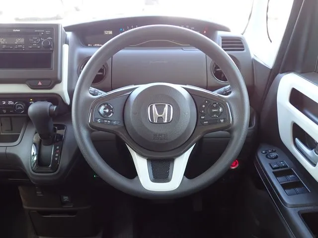 Ｎ　ＢＯＸ（ホンダ）の車両写真