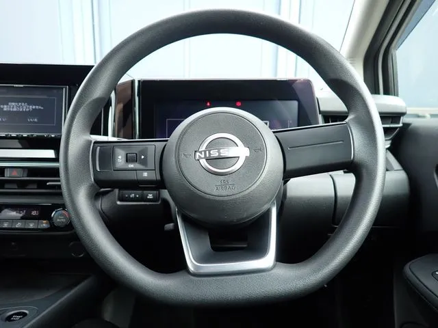 ノート(ニッサン)の車両写真