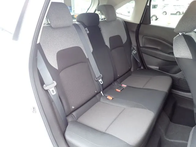 ノート(ニッサン)の車両写真