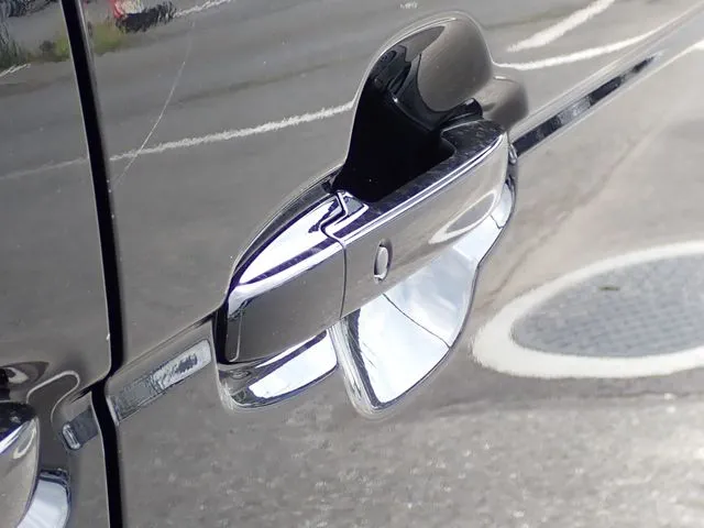 ホンダ　Ｎ　ＢＯＸ　４ＷＤ