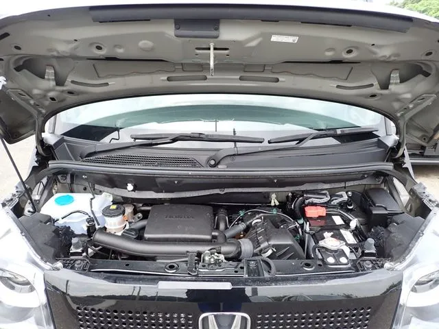 ホンダ　Ｎ　ＢＯＸ　４ＷＤ