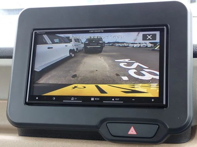 ホンダ　Ｎ　ＢＯＸ　４ＷＤ