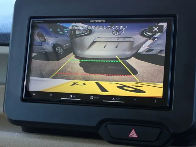 ホンダ　Ｎ　ＢＯＸ　４ＷＤ