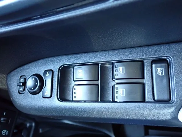 ダイハツ　ムーヴ　４ＷＤ