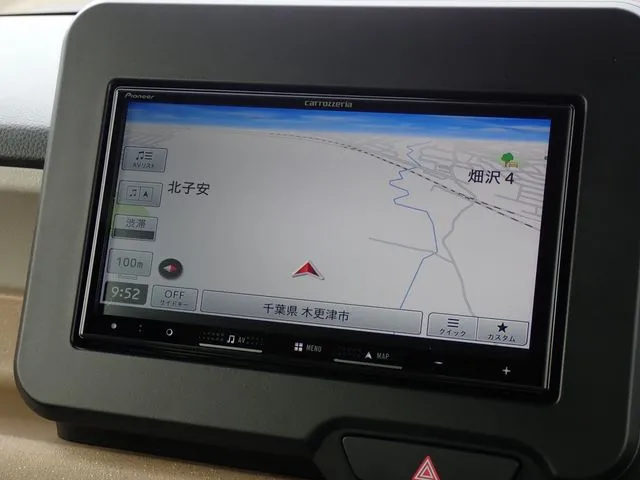 ホンダ　Ｎ　ＢＯＸ　４ＷＤ