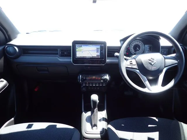 スズキ　イグニス　４ＷＤ