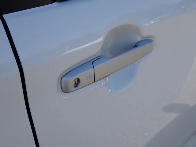 ダイハツ　ムーヴ　４ＷＤ