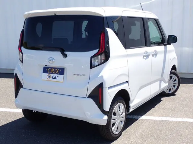 ダイハツ　ムーヴ　４ＷＤ