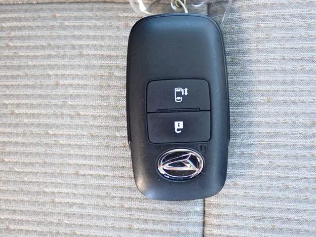 ダイハツ　ムーヴ　４ＷＤ