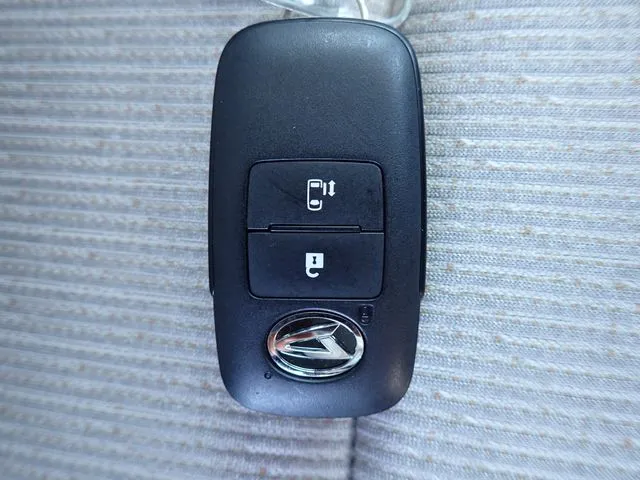 ダイハツ　ムーヴ　４ＷＤ