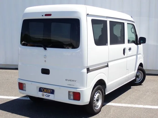 スズキ　エブリイバン　４ＷＤ