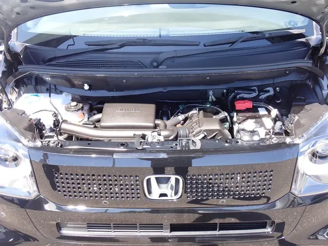 ホンダ　Ｎ　ＢＯＸ　４ＷＤ