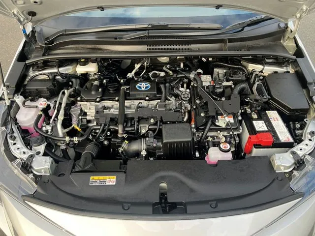 カローラ ツーリング ハイブリッド(トヨタ)の車両写真