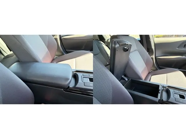 プリウス(トヨタ)の車両写真
