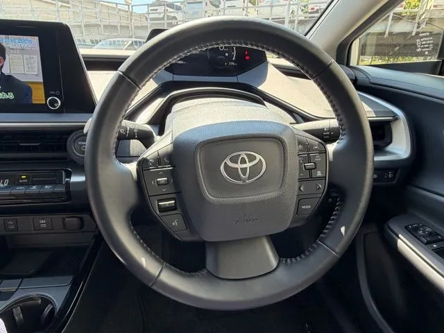 プリウス(トヨタ)の車両写真